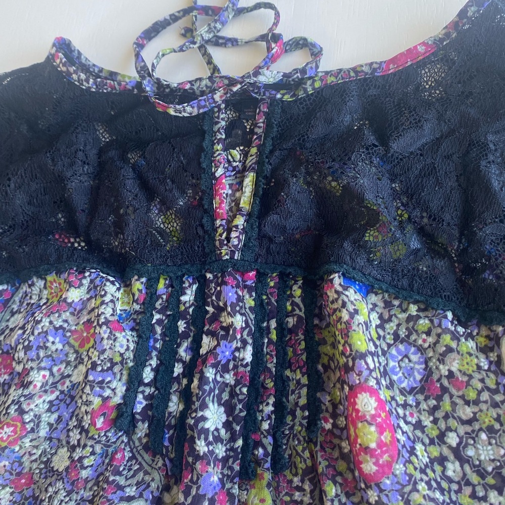 Mesh, floral top.